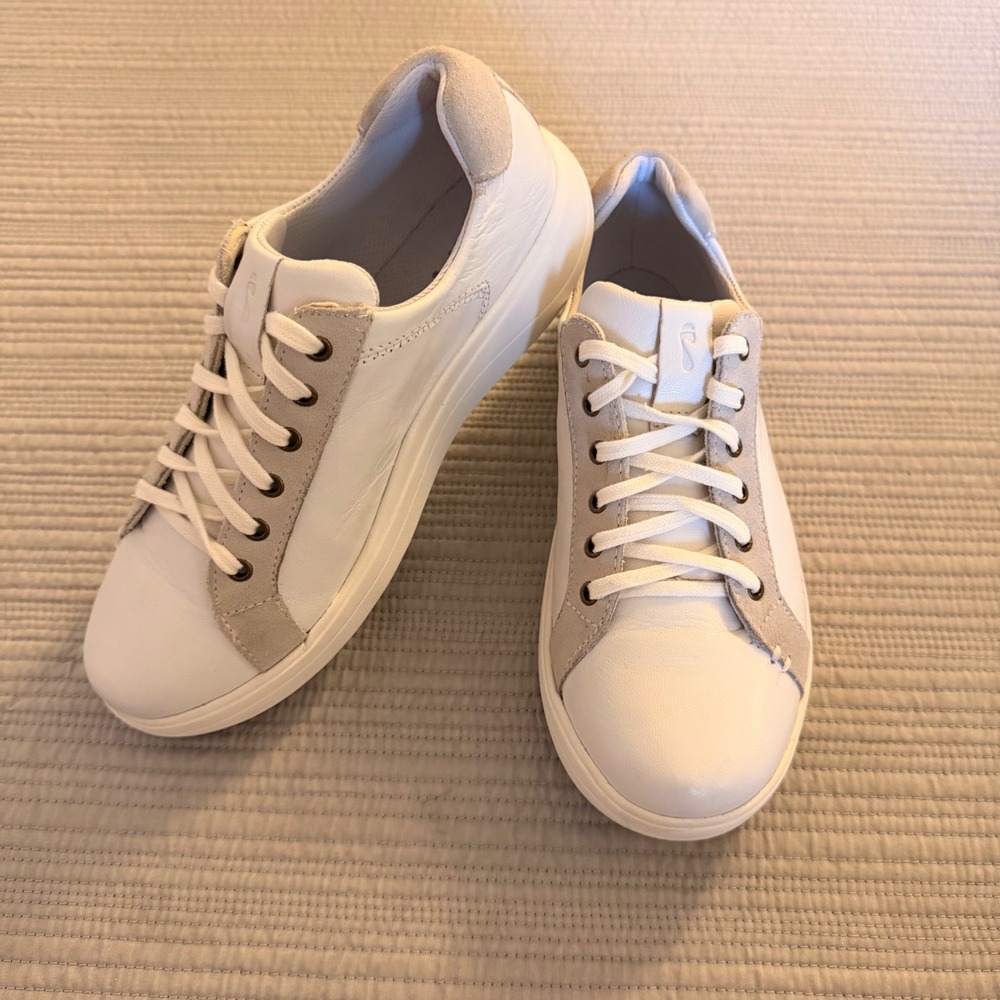 Strive Women's Dakota White Leather Grey Suede Platform Sneakers 7 US 38 EU